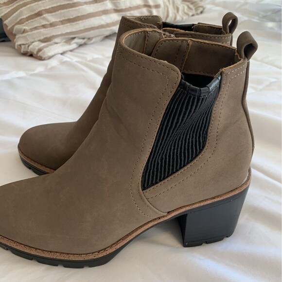 Naturalizer Women’s Madalynn Gore Brown Ankle Boots Size 7.5M Neutral Comfort - Picture 6 of 12